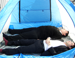 �����ͤ�­�򹭤��Ʋ��ˤʤäƤ�;͵���äפ�